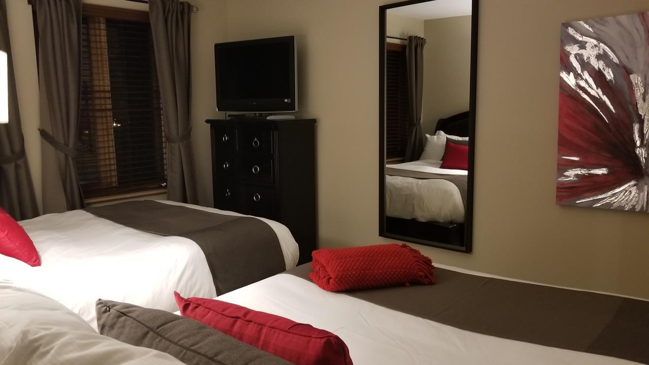 2 Bedroom Condo In Pedestrian Village By Amazing Property Rentals 몽트랑블랑 외부 사진